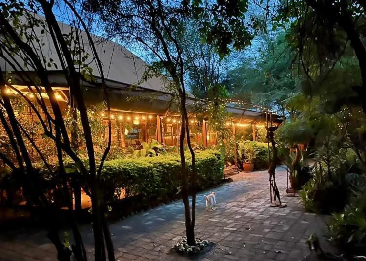 Hotel Ikweta Safari Camp Maua Exterior foto