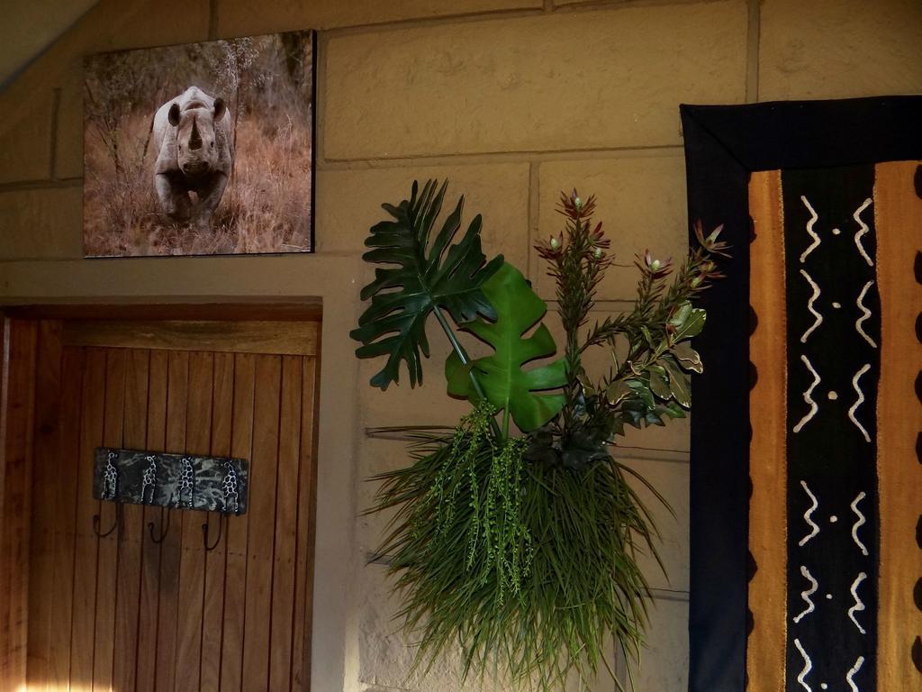 Hotel Ikweta Safari Camp Maua Exterior foto