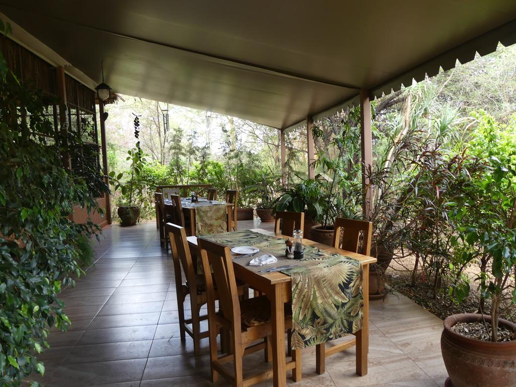 Hotel Ikweta Safari Camp Maua Exterior foto
