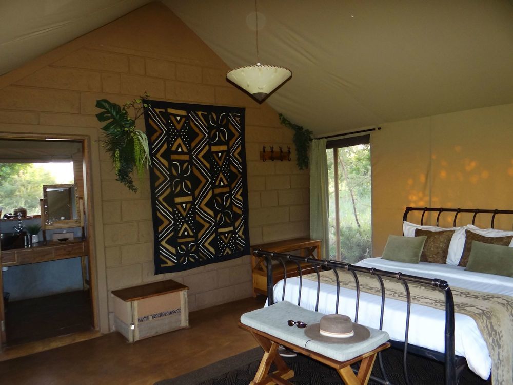Hotel Ikweta Safari Camp Maua Exterior foto